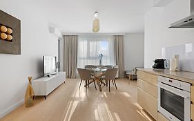 Pure Home Premium Apartments - Parking Free